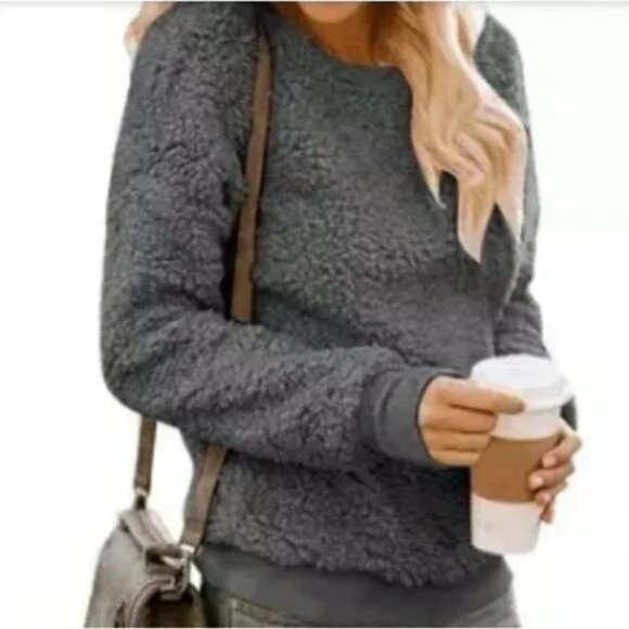 Leo Rosi Women's Sherpa Sweatshirt - Picture 1 of 5